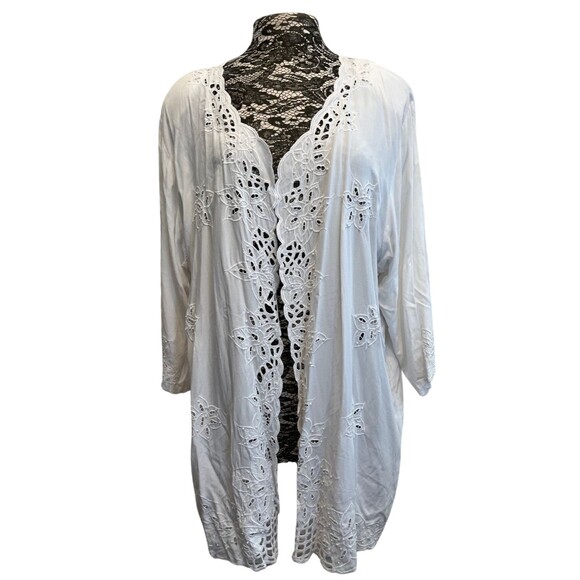 NEW Plus Size Kimono Jacket Embroidered White Lace Cutout Pearls Long Sleeves 2X - Picture 1 of 16